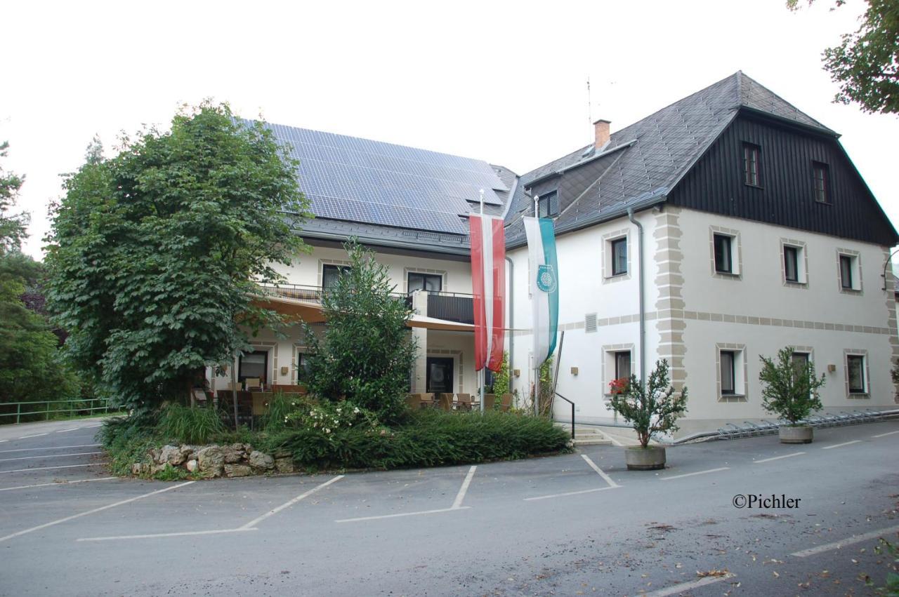 Schlosstaverne Thannhausen Weiz Buitenkant foto